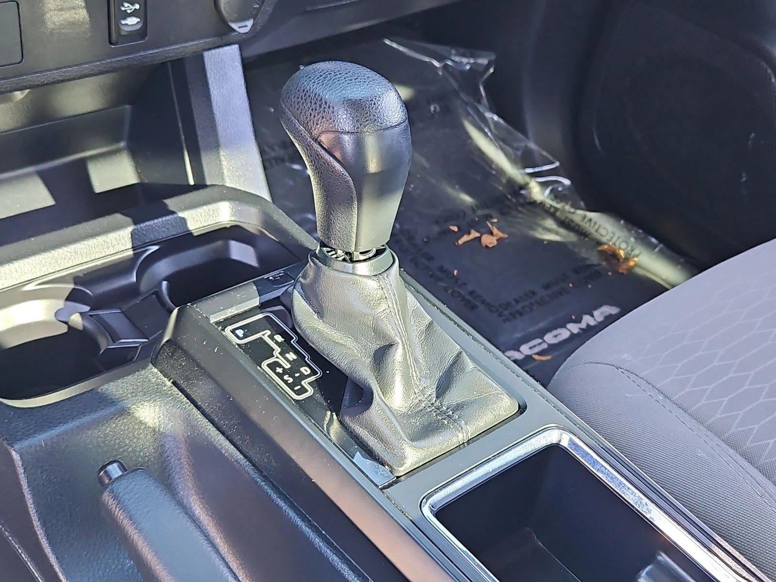2018 Toyota Tacoma SR Access Cab 6' Bed I4 4x2 AT (Natl)