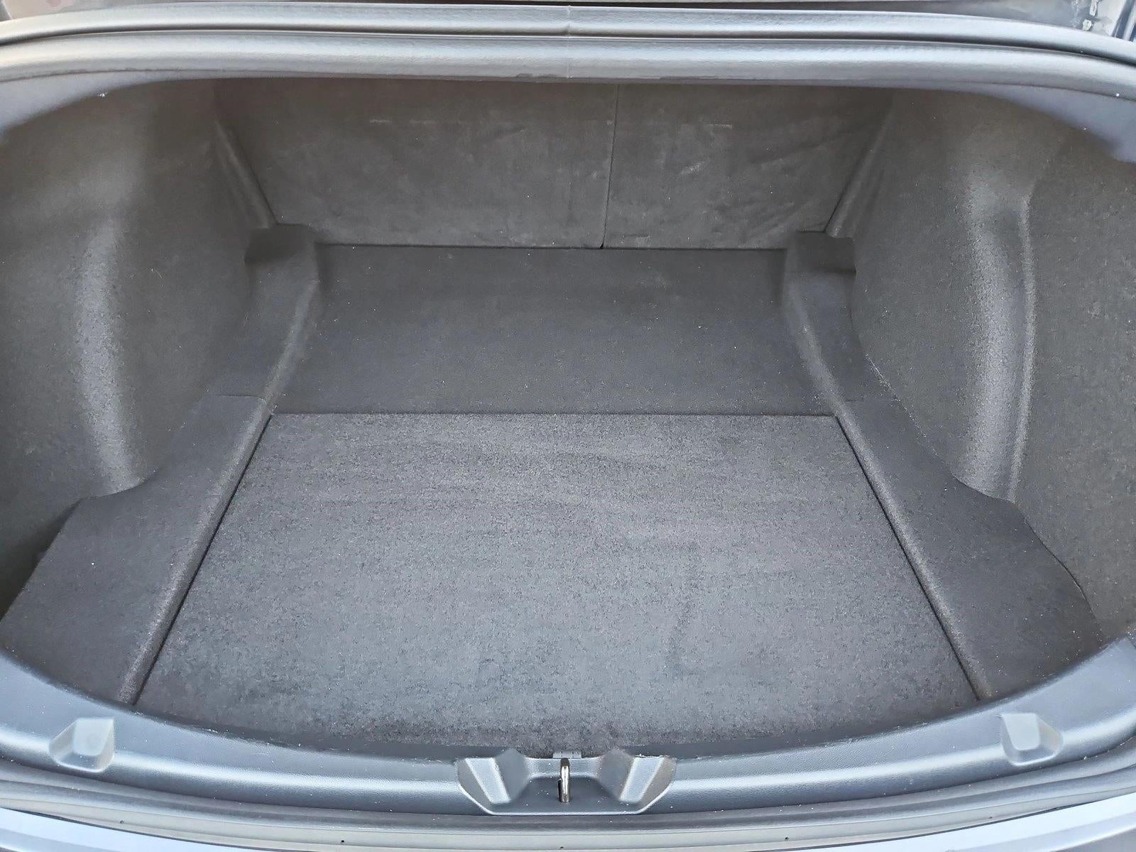 2023 Tesla Model 3 RWD