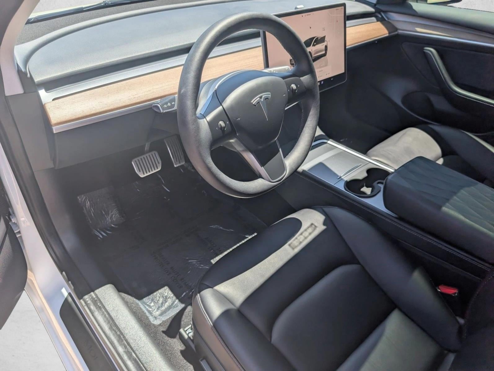 2023 Tesla Model 3 RWD