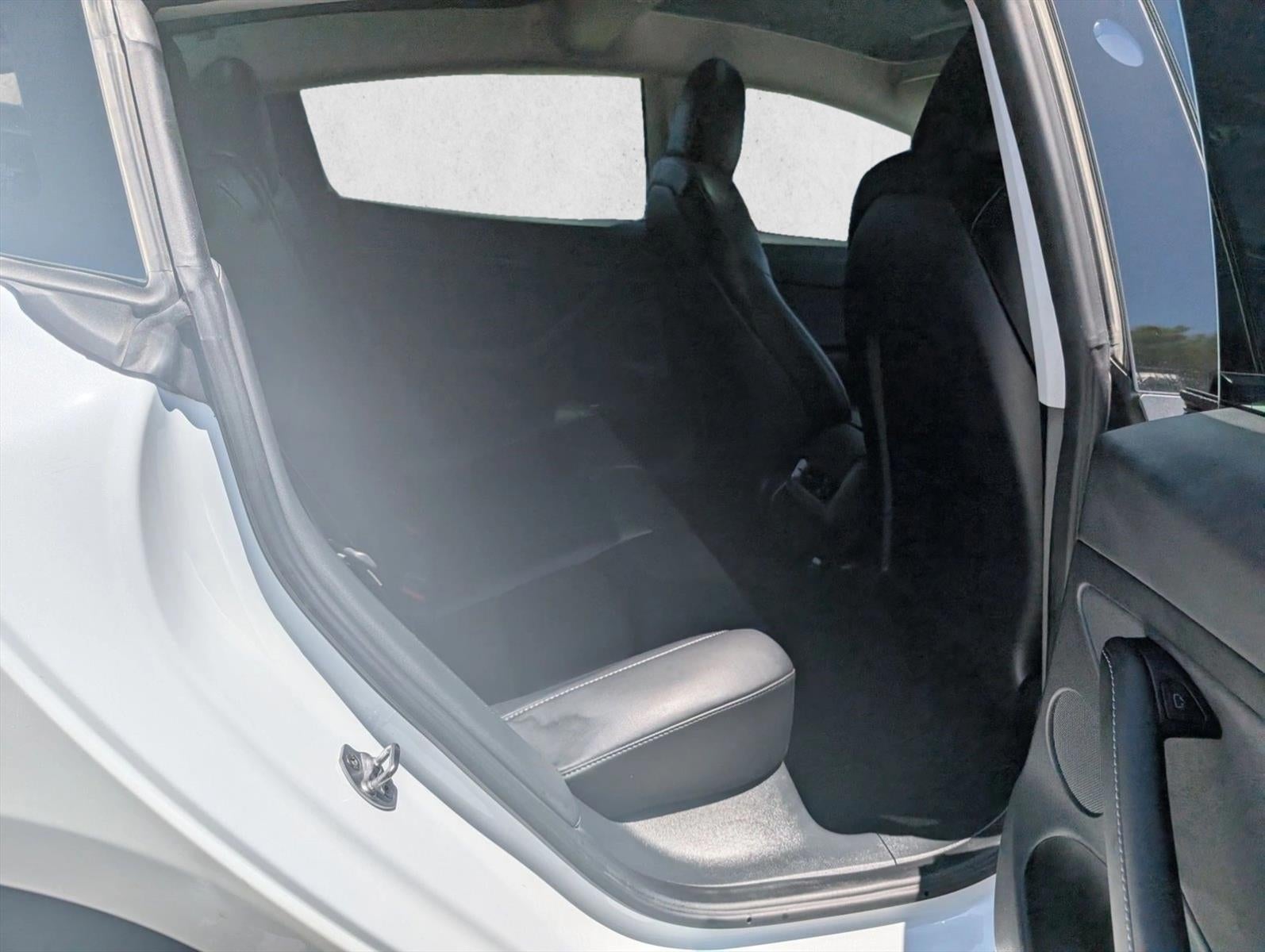 2023 Tesla Model 3 RWD