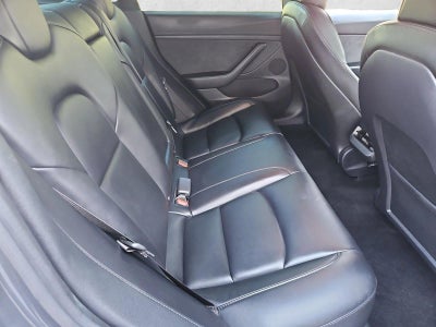2022 Tesla Model 3 RWD