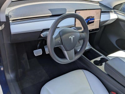2025 Tesla Model Y Performance AWD *Ltd Avail*