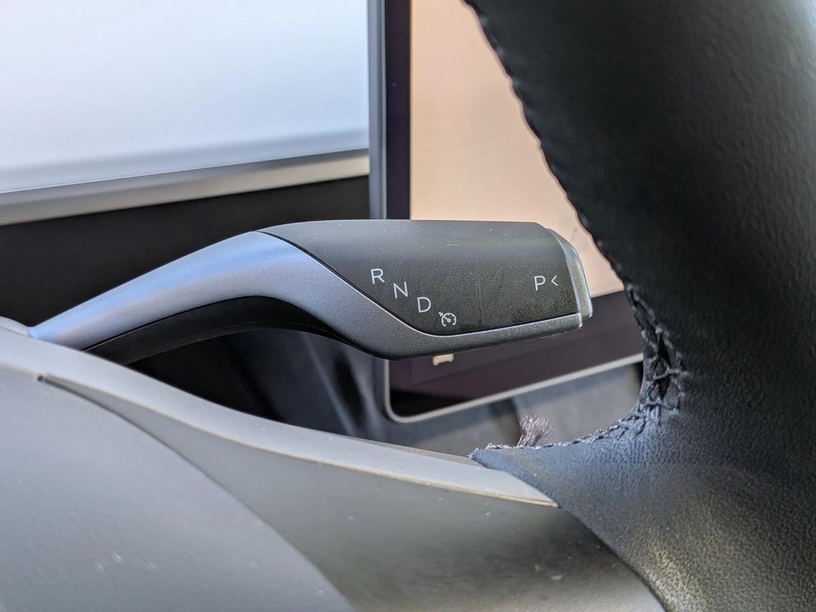 2025 Tesla Model Y Performance AWD *Ltd Avail*