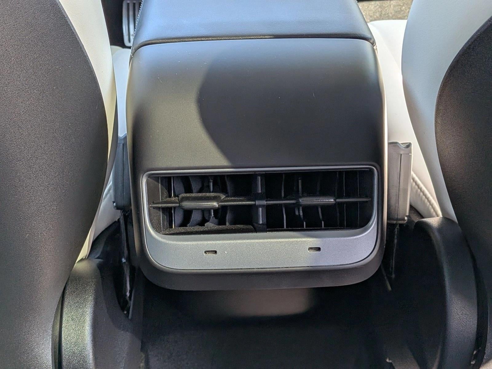 2025 Tesla Model Y Performance AWD *Ltd Avail*