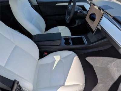 2025 Tesla Model Y Performance AWD *Ltd Avail*