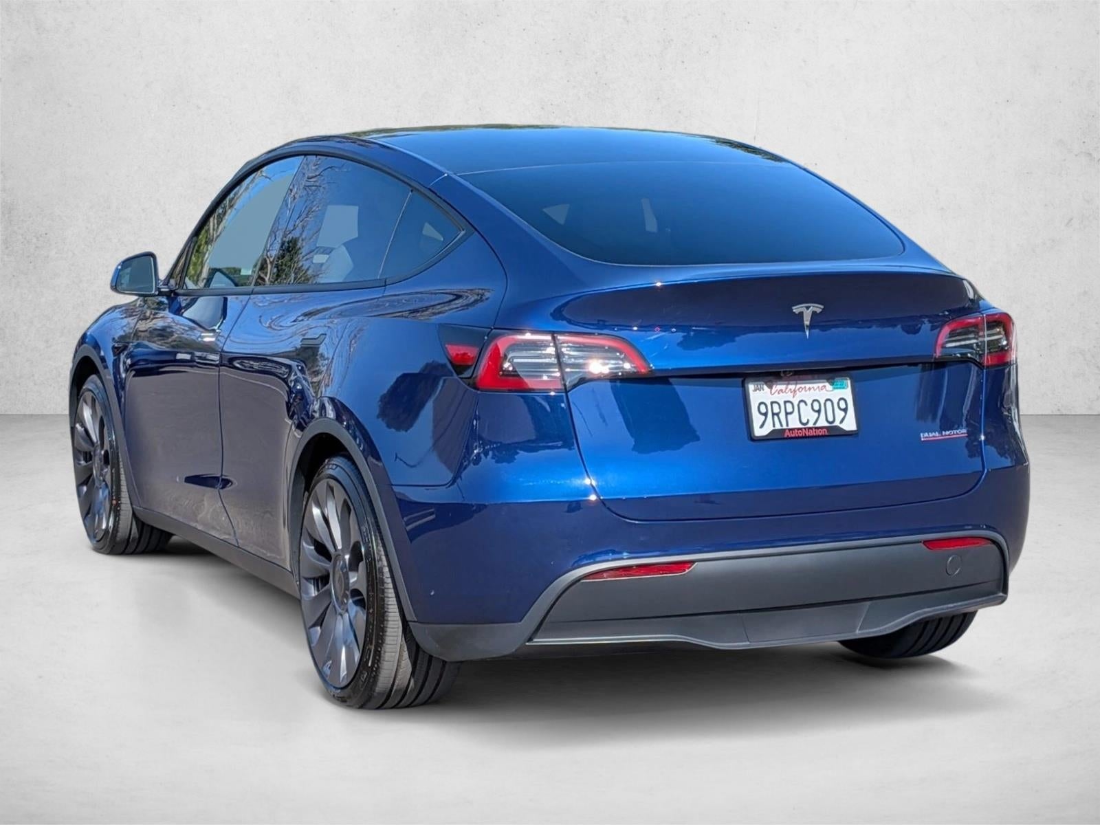 2025 Tesla Model Y Performance AWD *Ltd Avail*