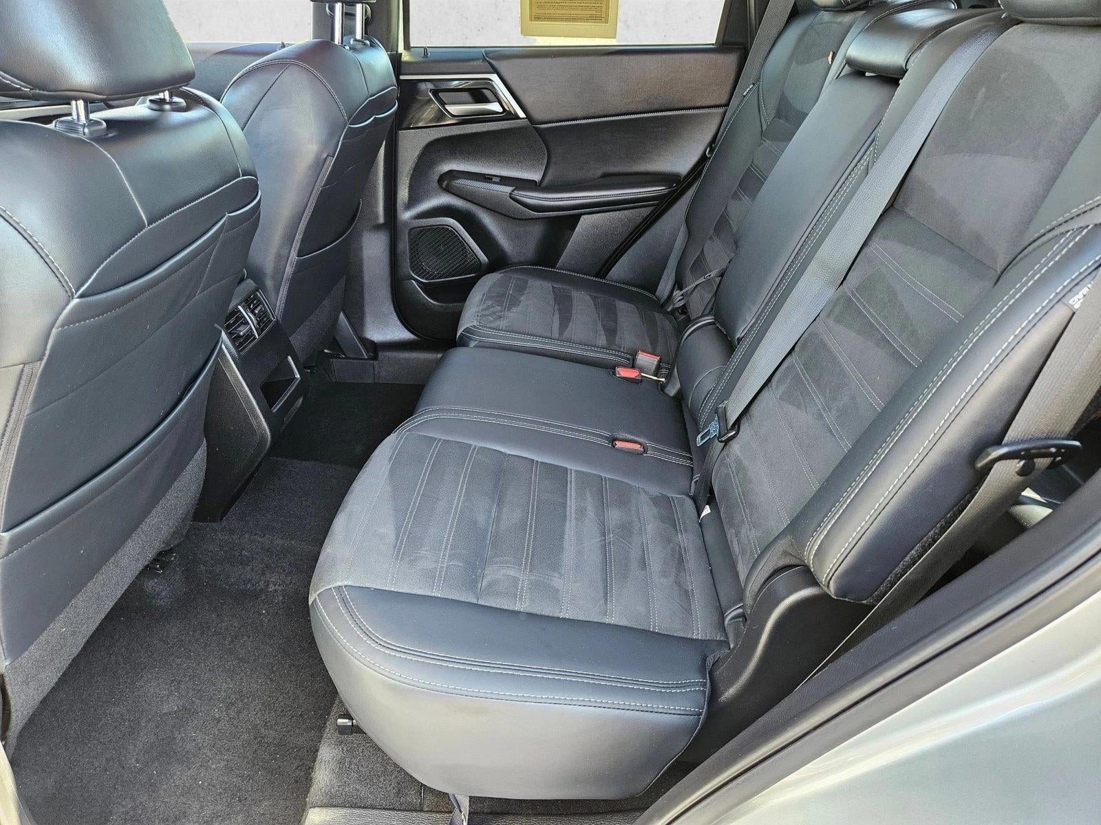 2024 Mitsubishi Outlander SE FWD