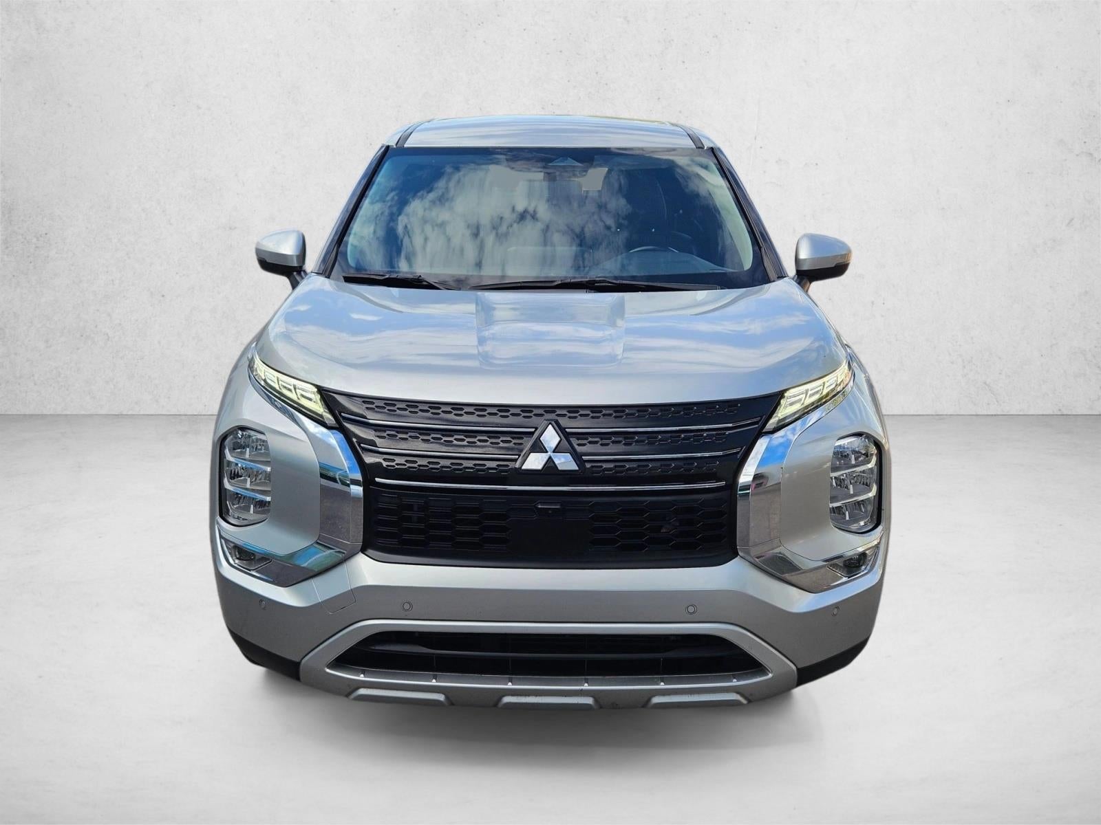 2024 Mitsubishi Outlander SE FWD
