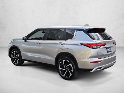 2024 Mitsubishi Outlander SE FWD