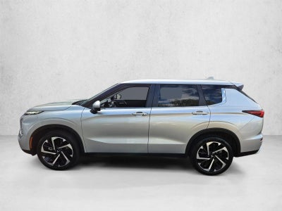 2024 Mitsubishi Outlander SE FWD