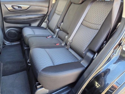 2017 Nissan Rogue FWD SV