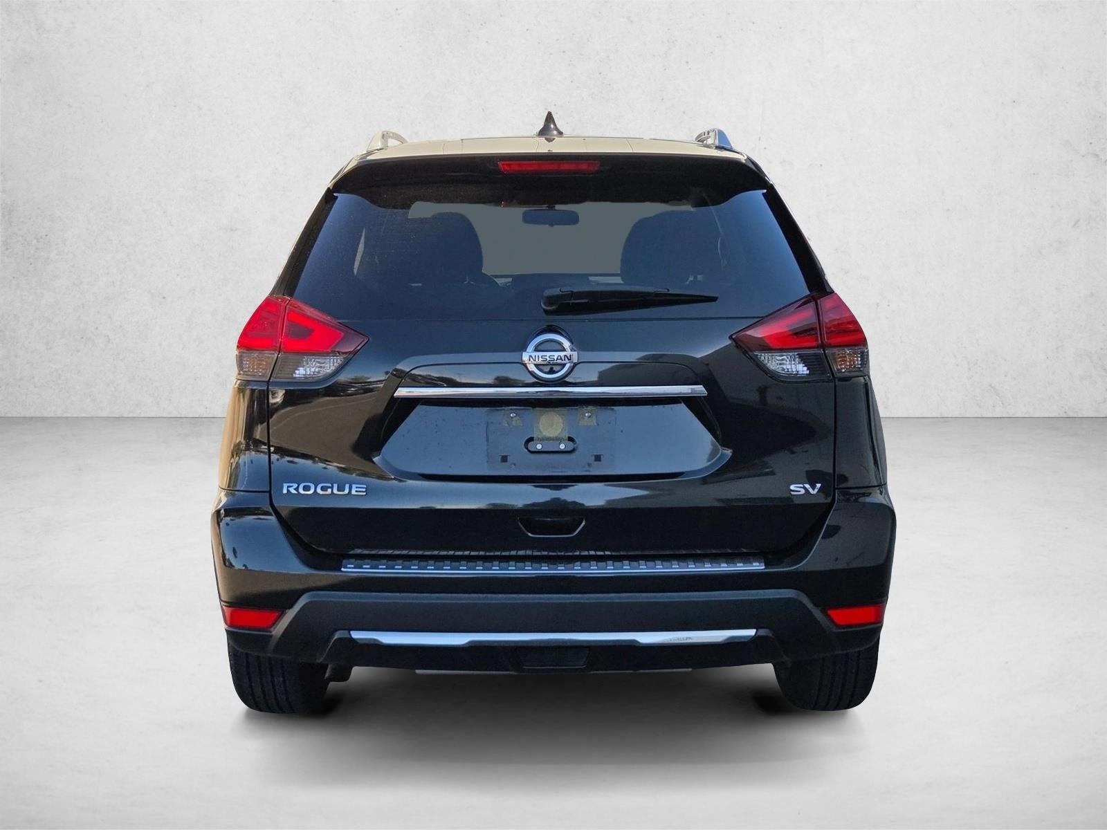 2017 Nissan Rogue FWD SV