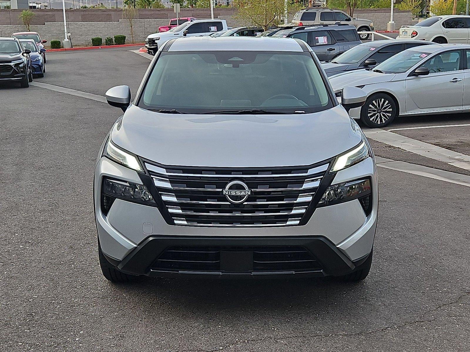 2025 Nissan Rogue FWD SV