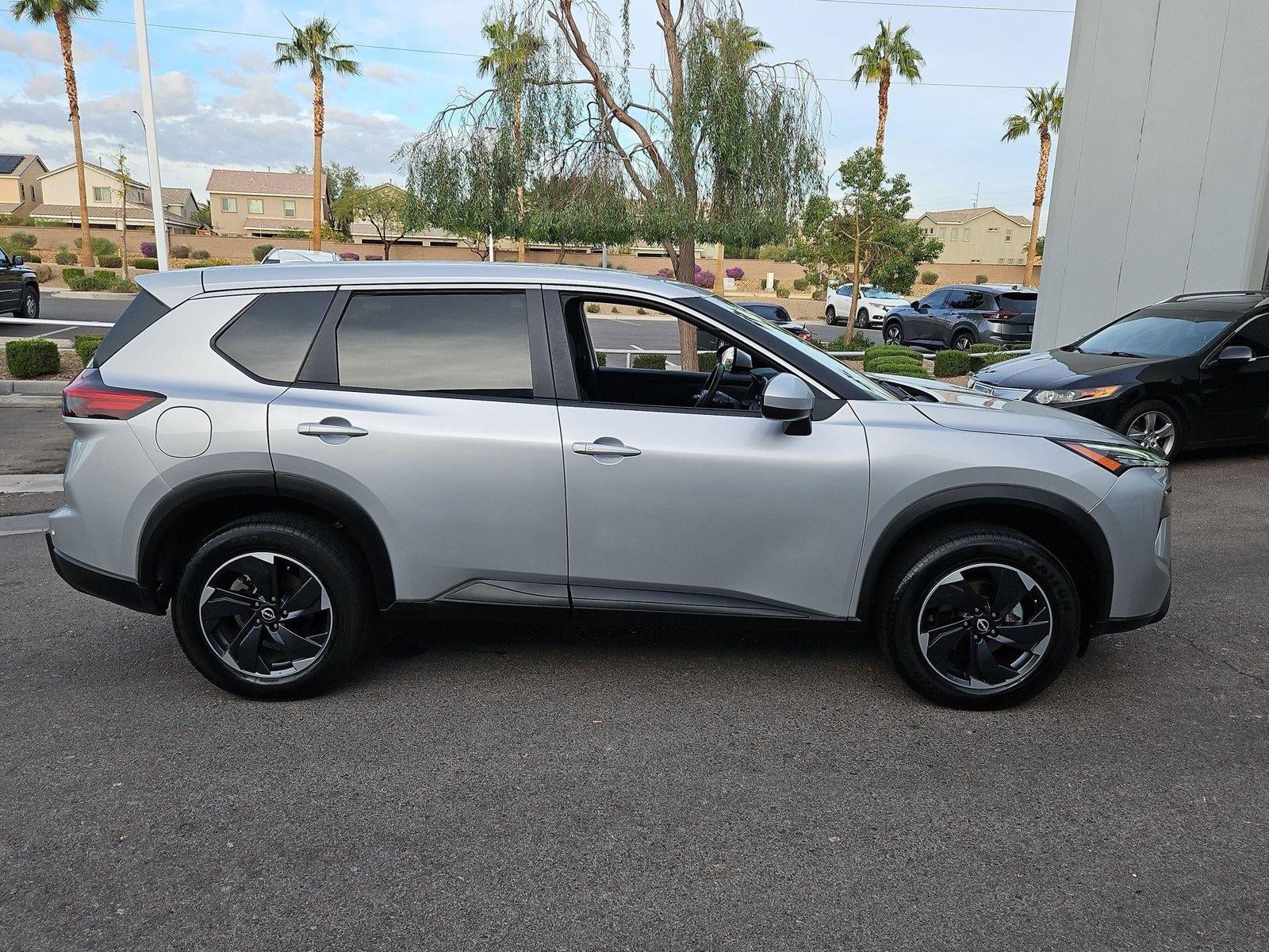 2025 Nissan Rogue FWD SV