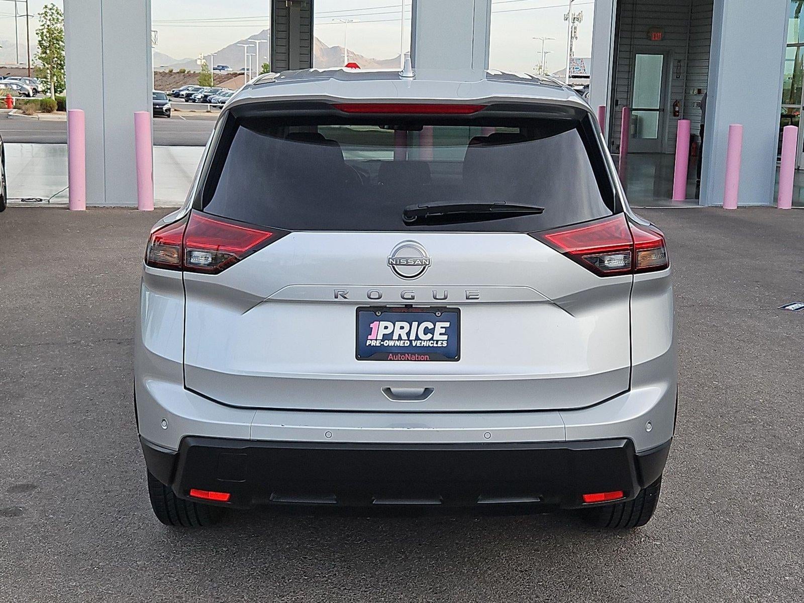 2025 Nissan Rogue FWD SV