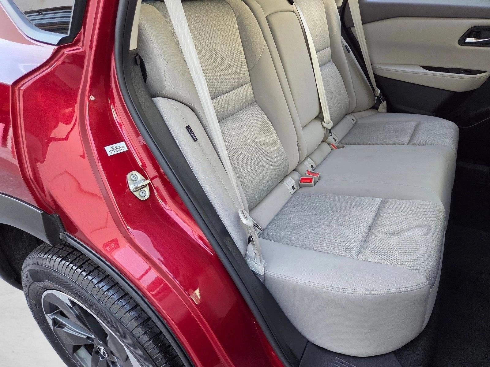 2025 Nissan Rogue FWD SV