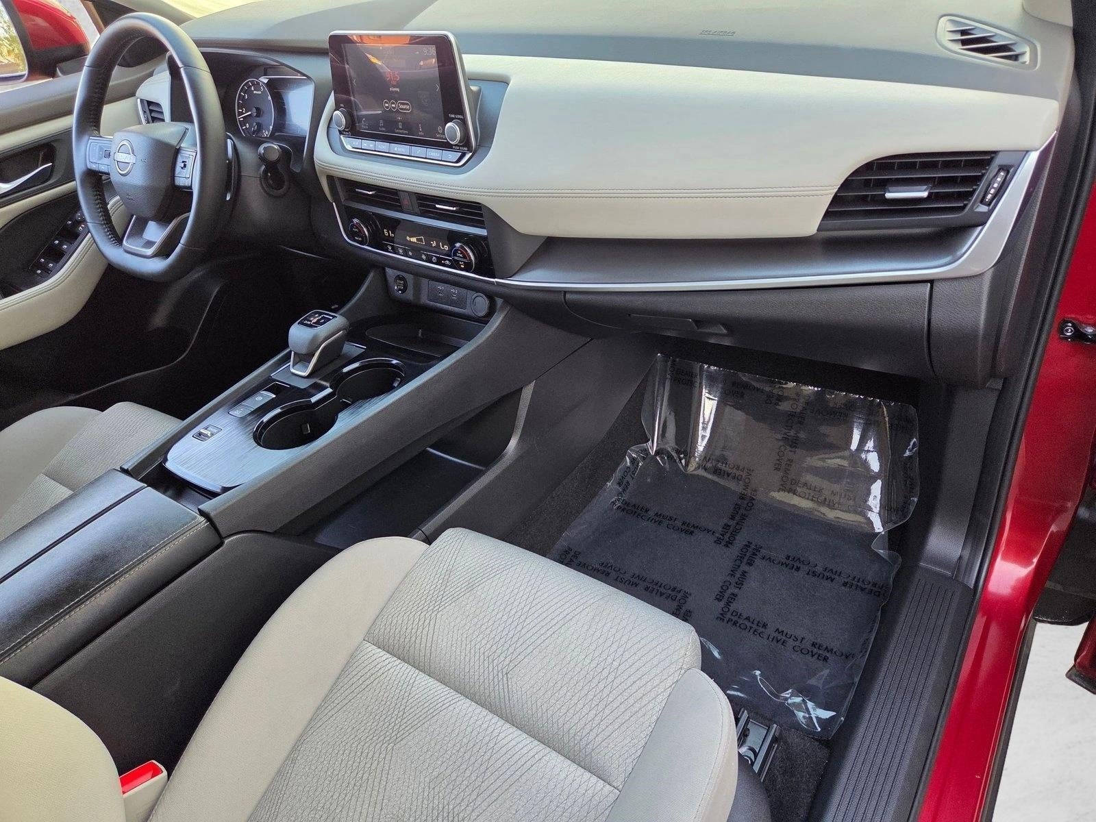 2025 Nissan Rogue FWD SV