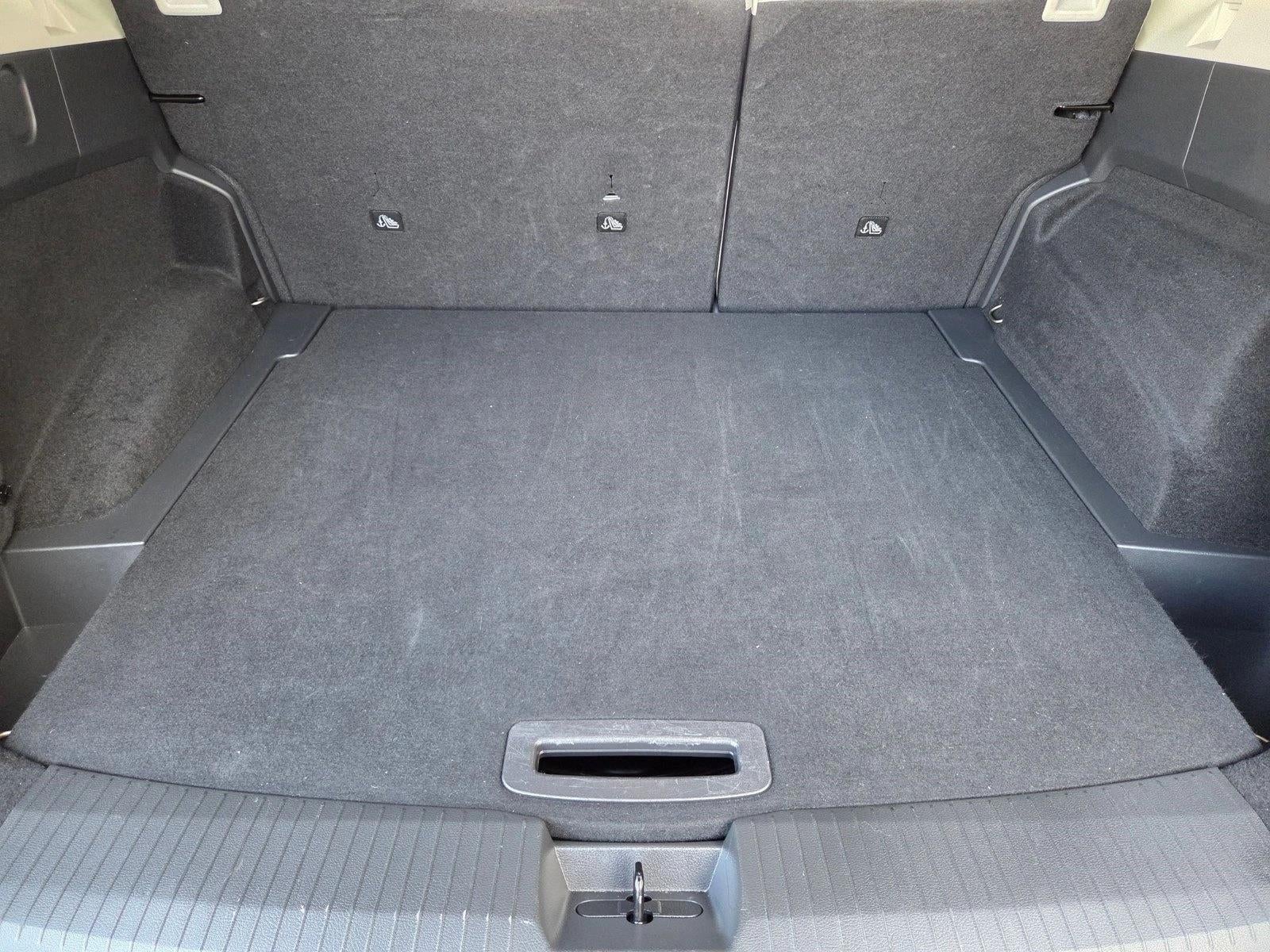 2025 Nissan Rogue FWD SV