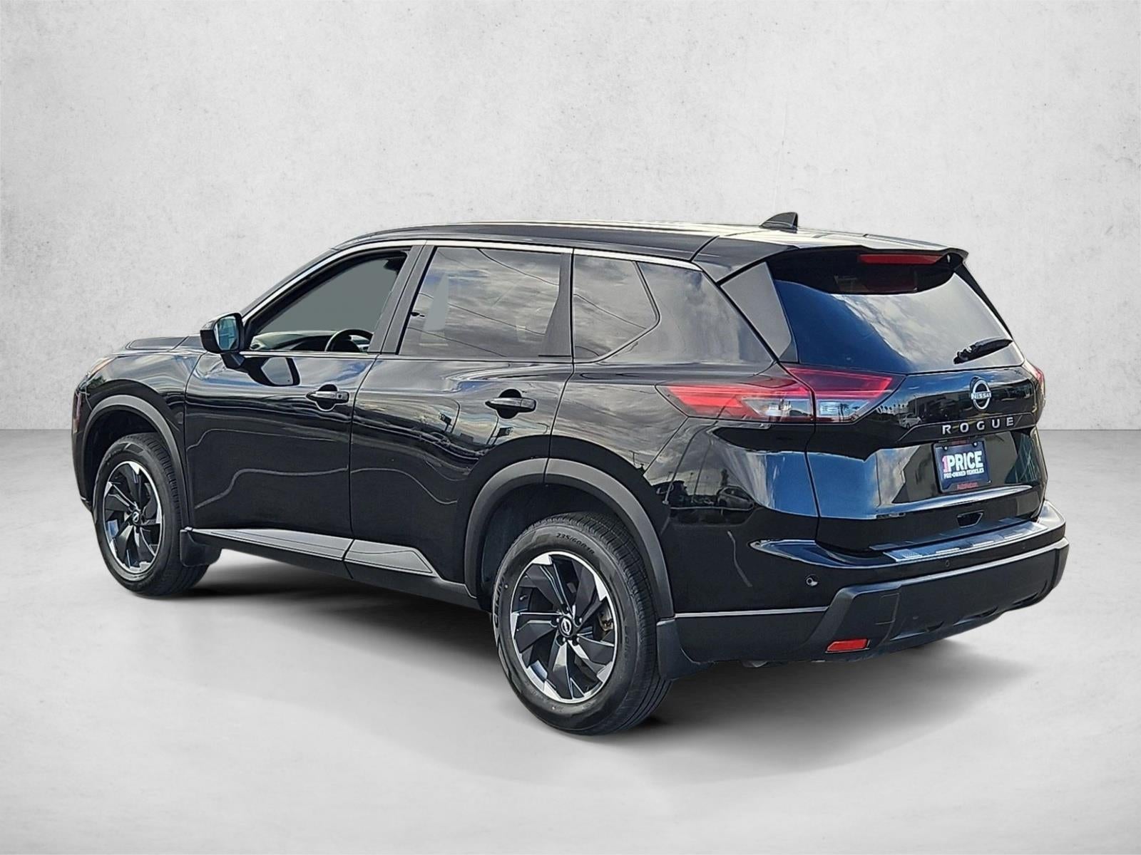 2025 Nissan Rogue FWD SV