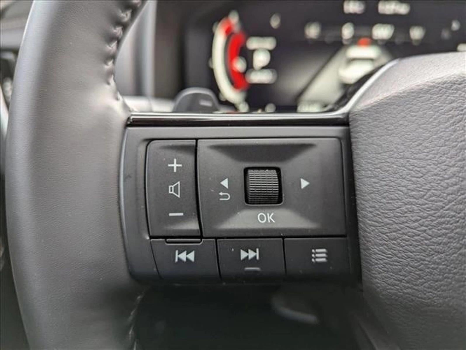 2025 Nissan Rogue AWD Platinum