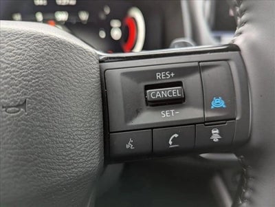 2025 Nissan Rogue AWD Platinum