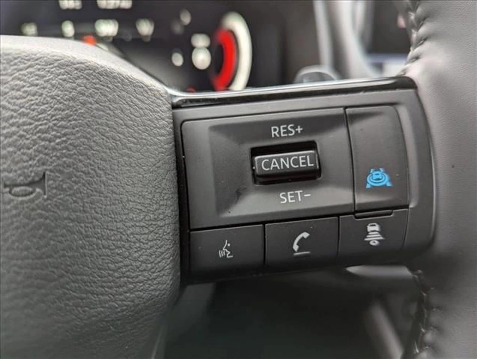 2025 Nissan Rogue AWD Platinum