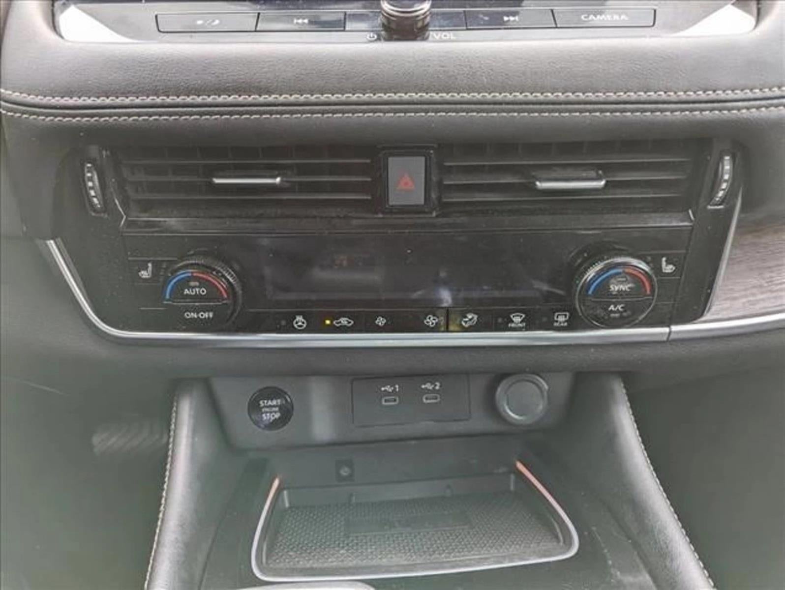 2025 Nissan Rogue AWD Platinum