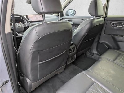 2025 Nissan Rogue AWD Platinum