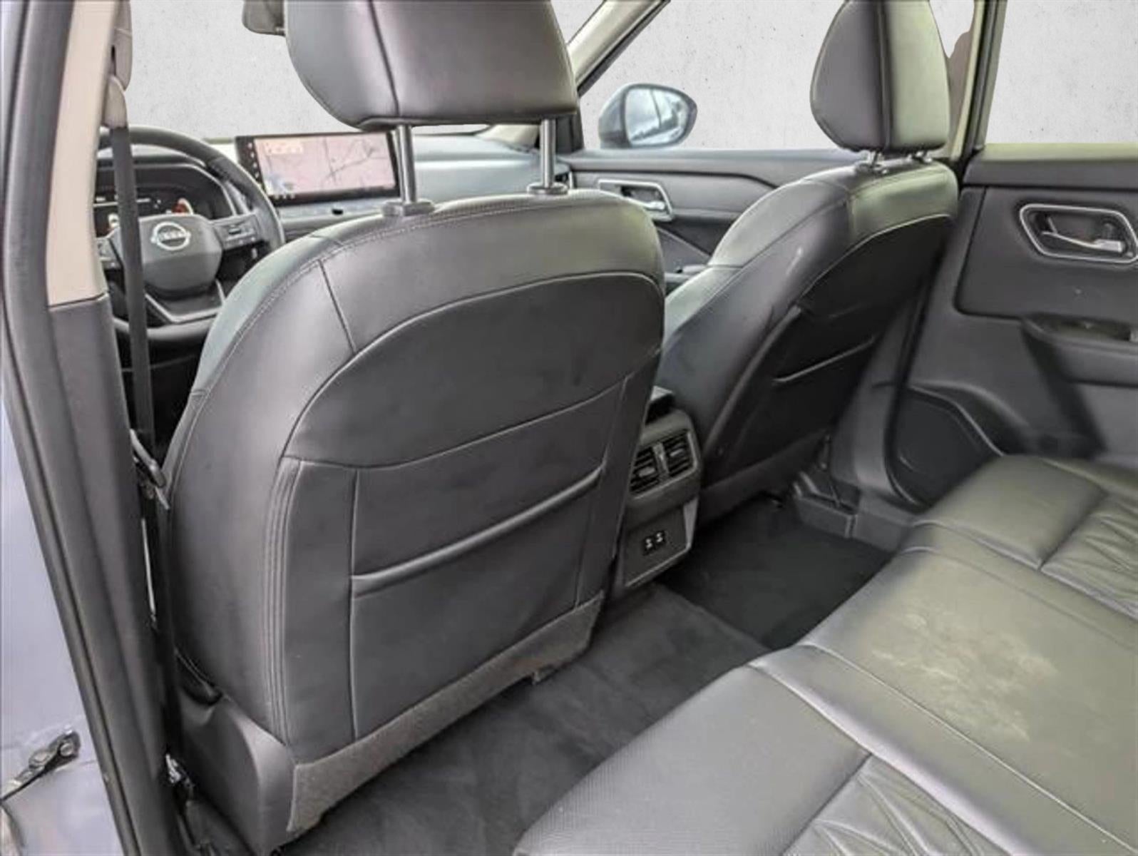 2025 Nissan Rogue AWD Platinum