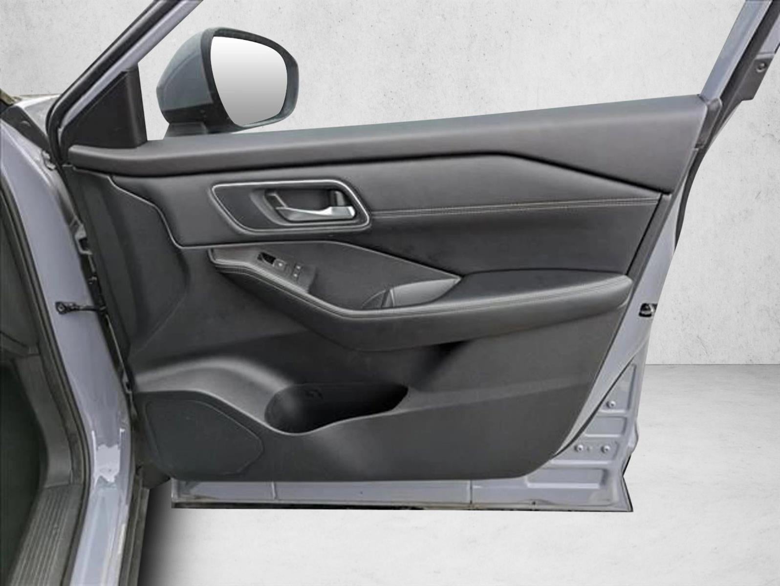 2025 Nissan Rogue AWD Platinum