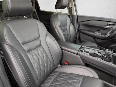 2025 Nissan Rogue AWD Platinum