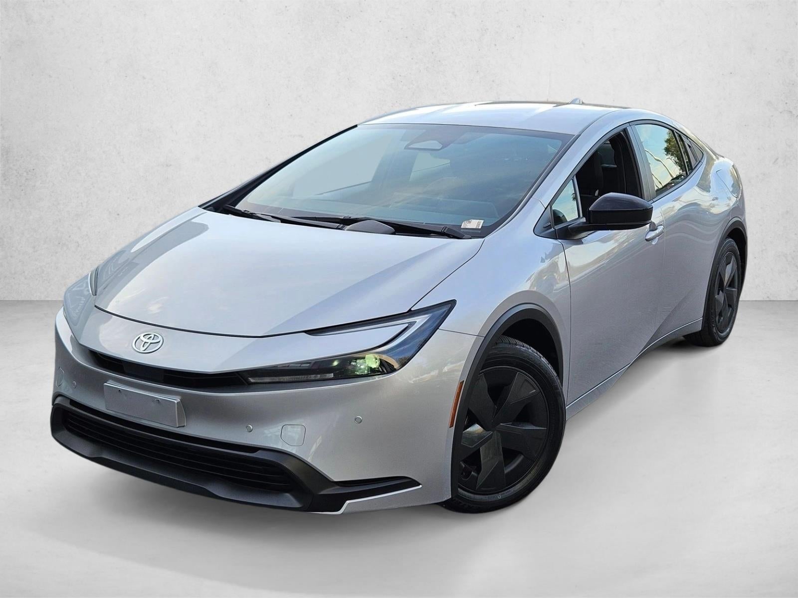 2025 Toyota Prius LE (Natl)