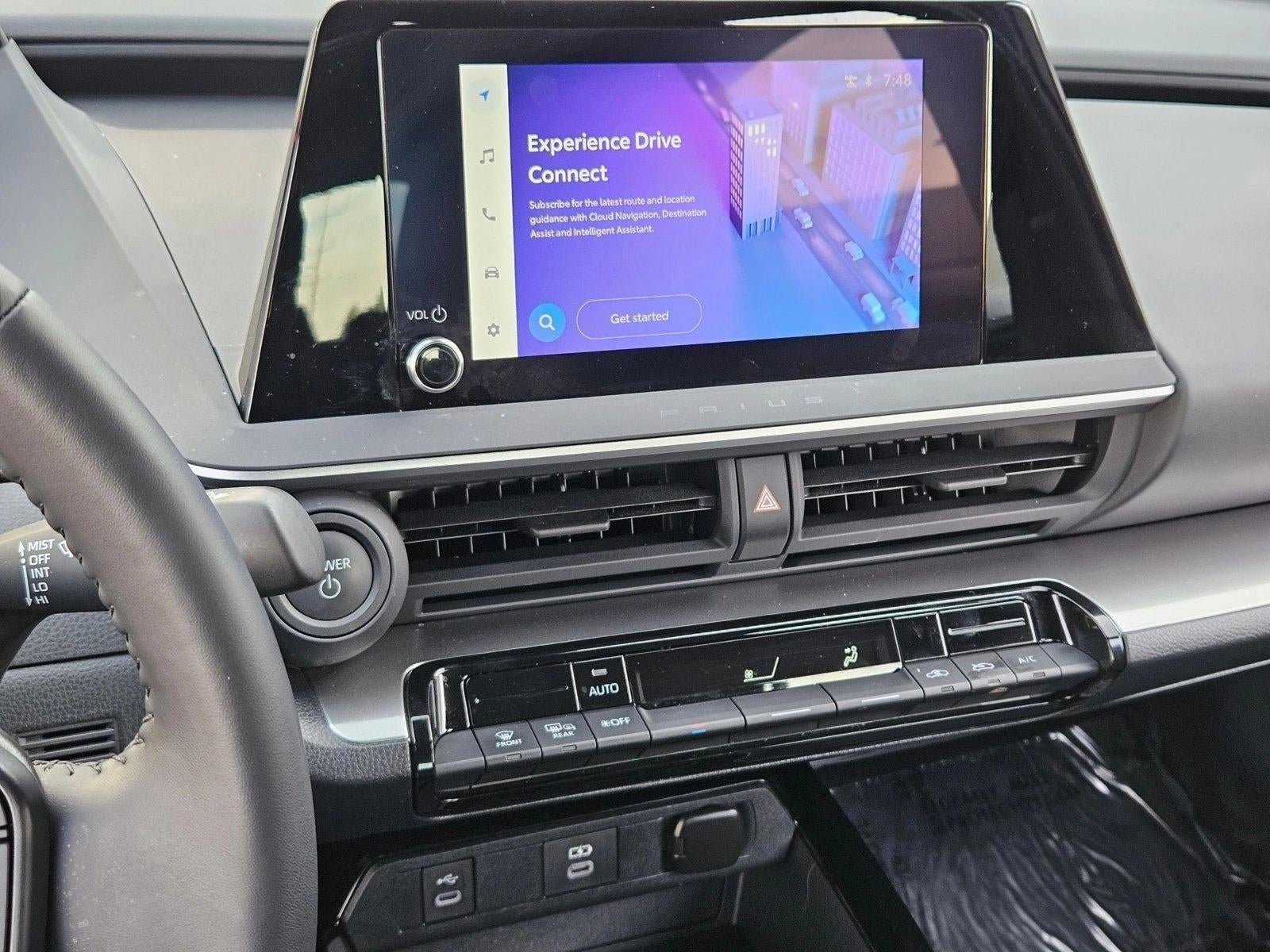 2025 Toyota Prius LE (Natl)