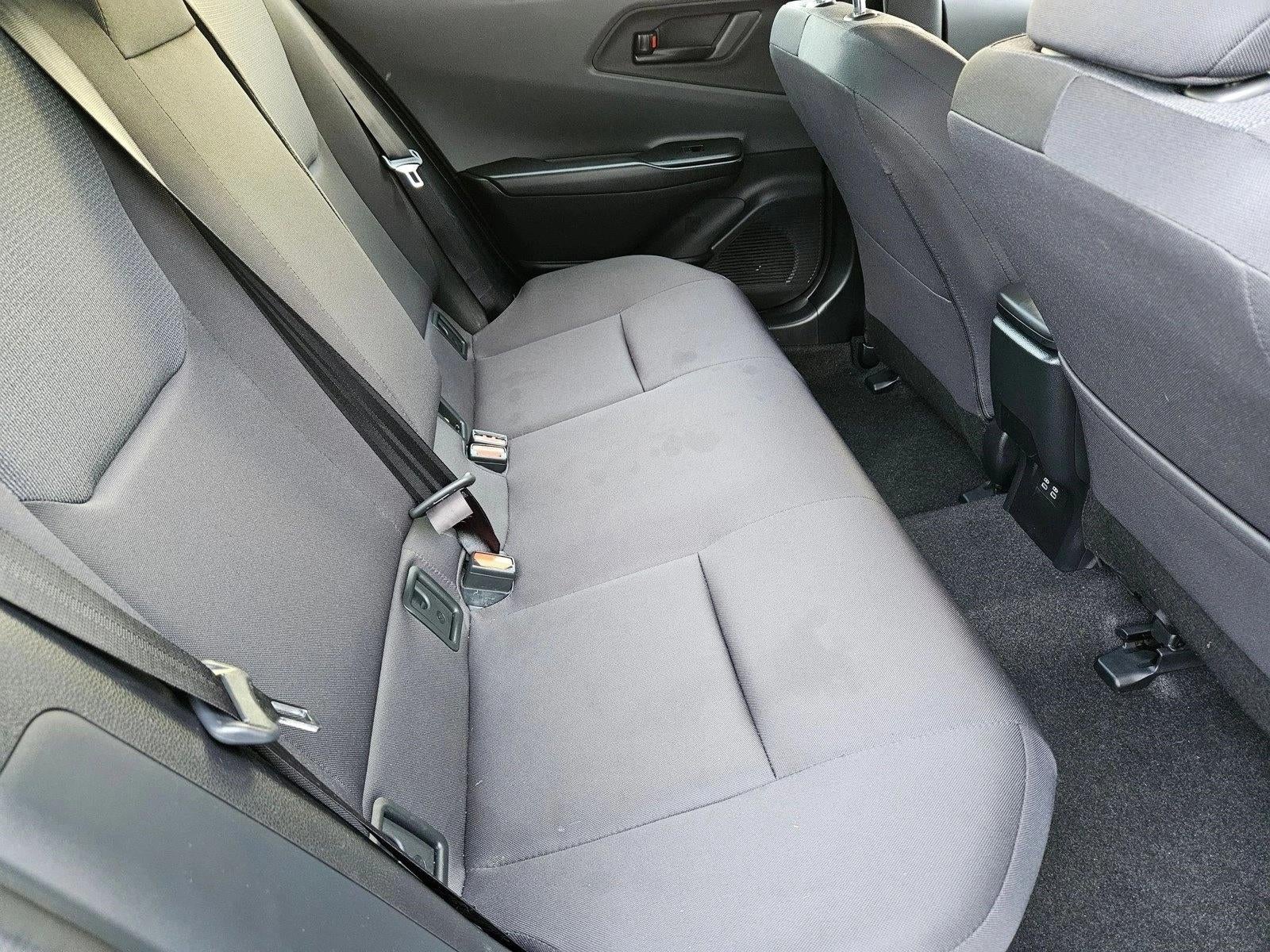 2025 Toyota Prius LE (Natl)