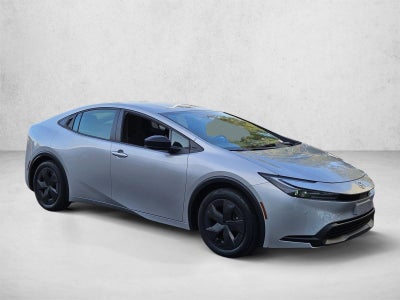 2025 Toyota Prius LE (Natl)