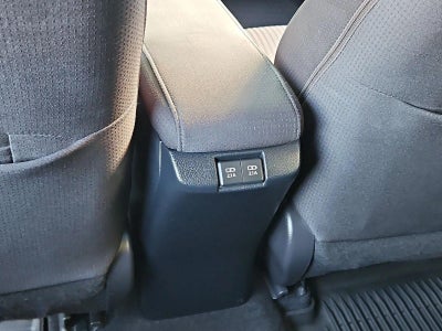 2021 Toyota Prius Prime LE (Natl)