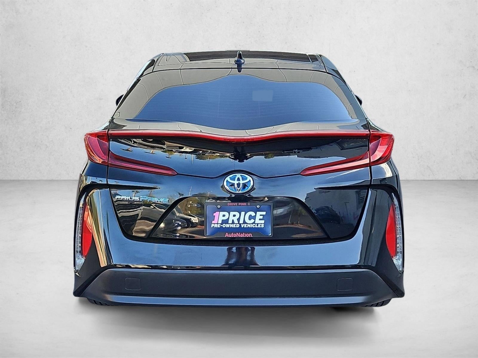 2021 Toyota Prius Prime LE (Natl)