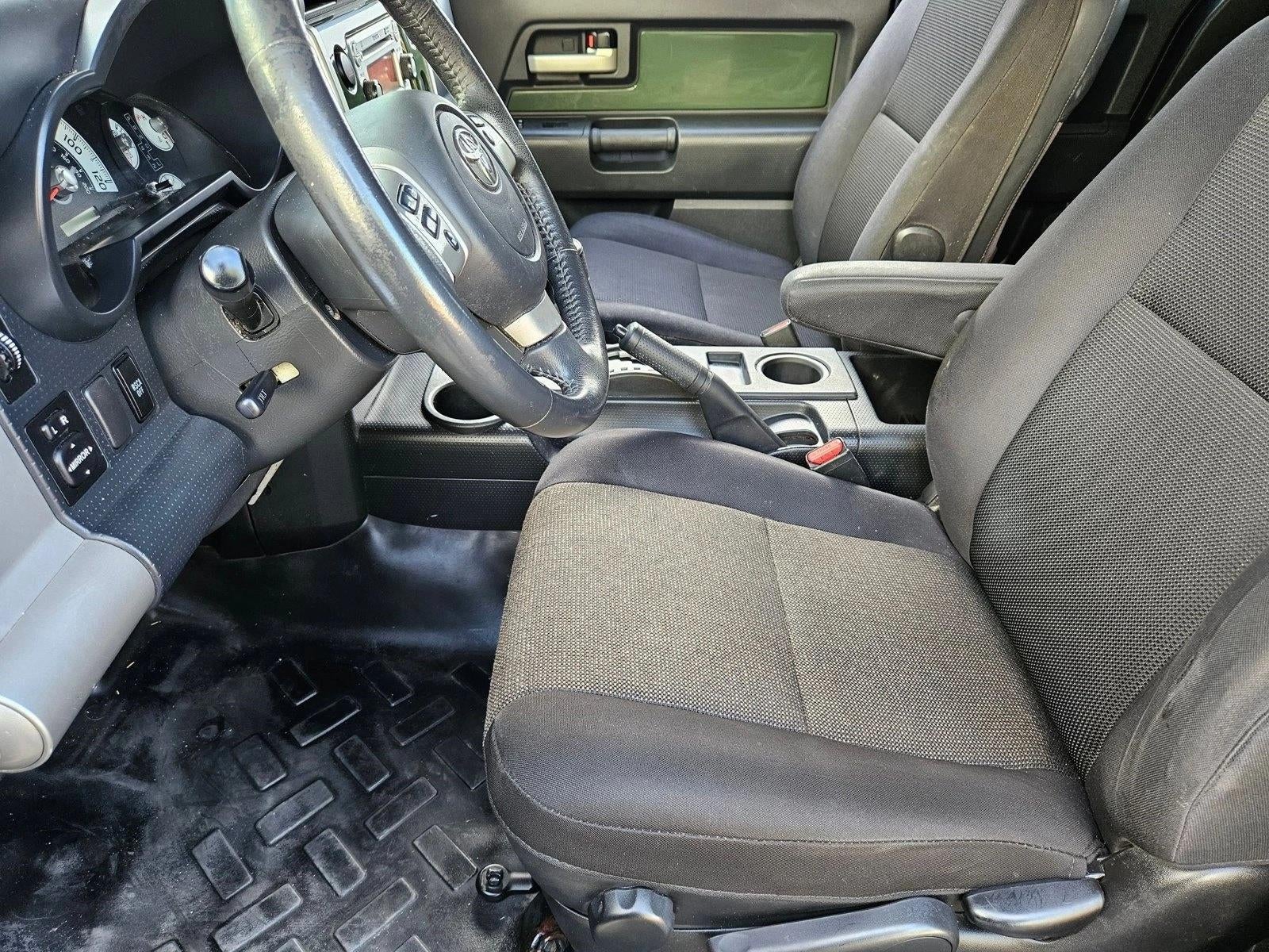 2013 Toyota FJ Cruiser 4WD 4dr Auto (Natl)