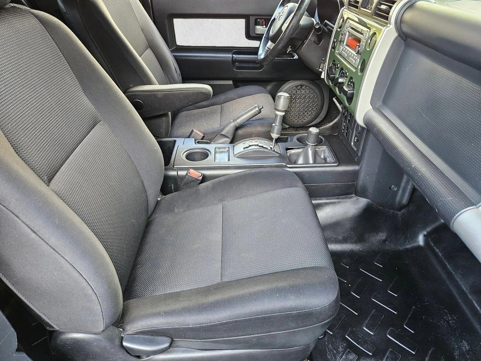 2013 Toyota FJ Cruiser 4WD 4dr Auto (Natl)