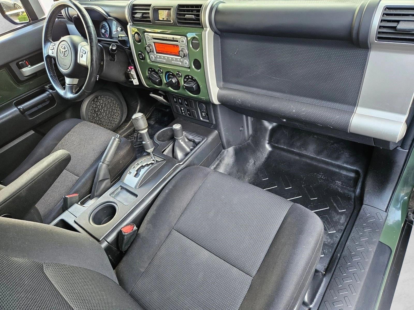 2013 Toyota FJ Cruiser 4WD 4dr Auto (Natl)