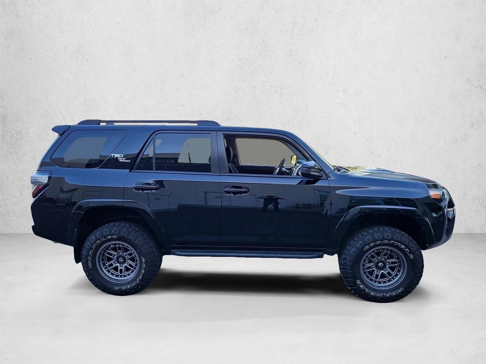 2019 Toyota 4Runner TRD Off Road 4WD (Natl)