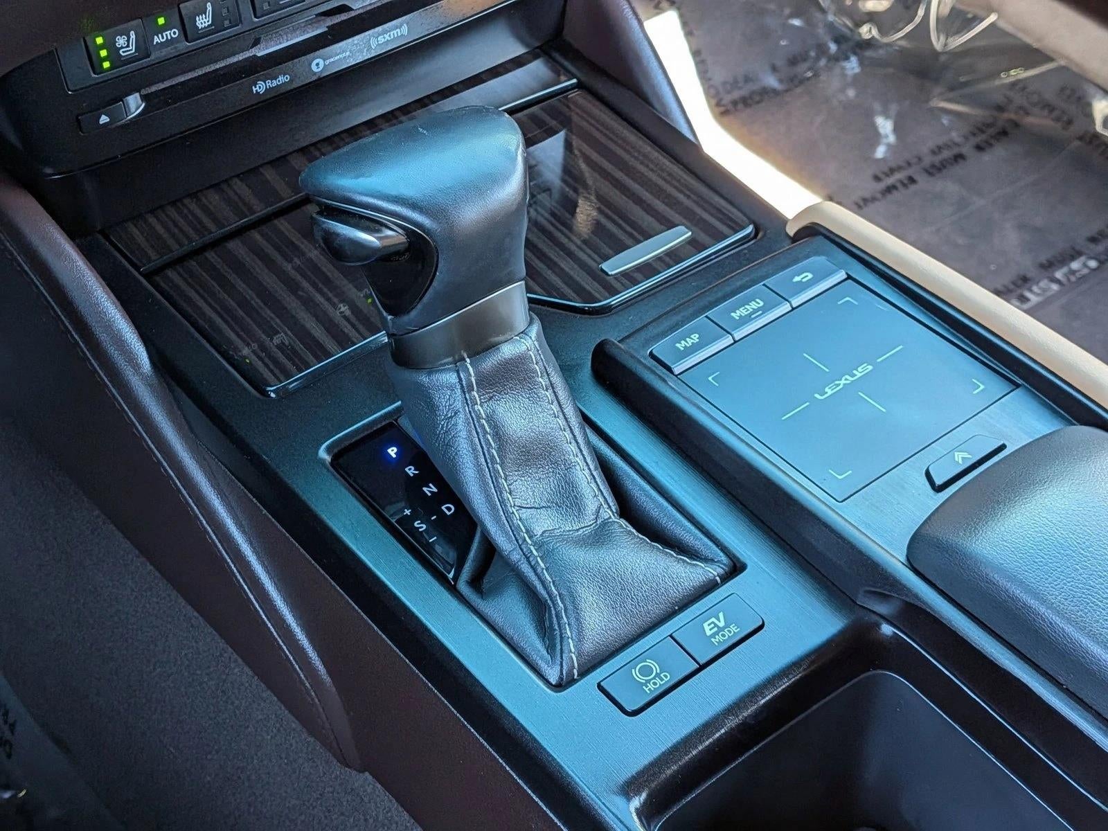 2019 Lexus ES 300h Luxury FWD