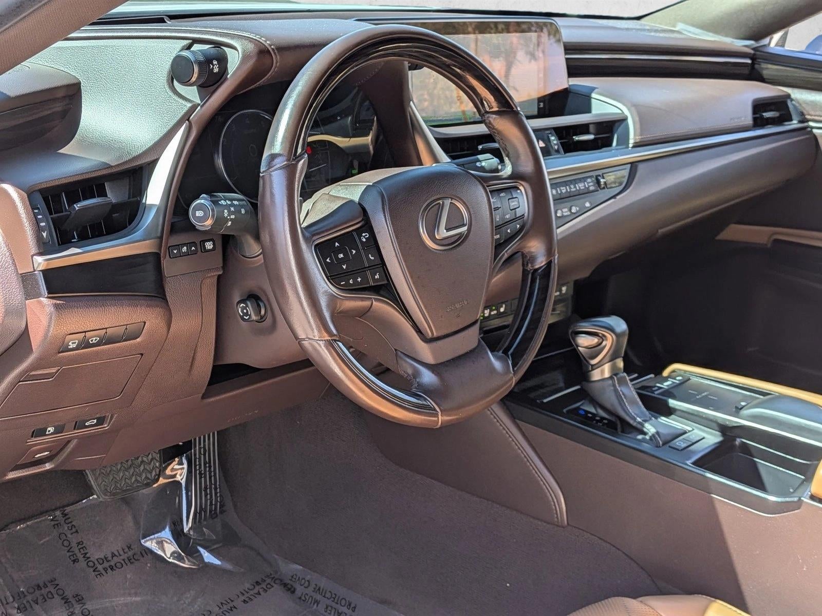 2019 Lexus ES 300h Luxury FWD