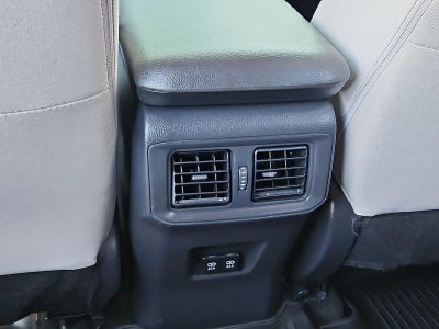 2019 Toyota RAV4 XLE AWD (Natl)