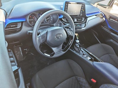 2020 Toyota C-HR XLE FWD (Natl)