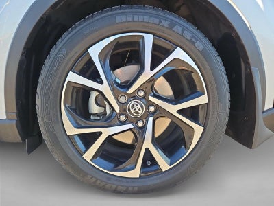 2020 Toyota C-HR XLE FWD (Natl)