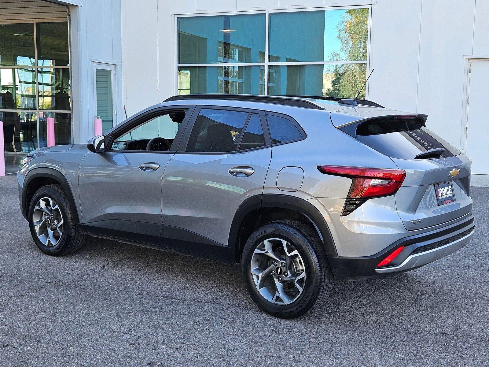 2025 Chevrolet Trax FWD 4dr LT