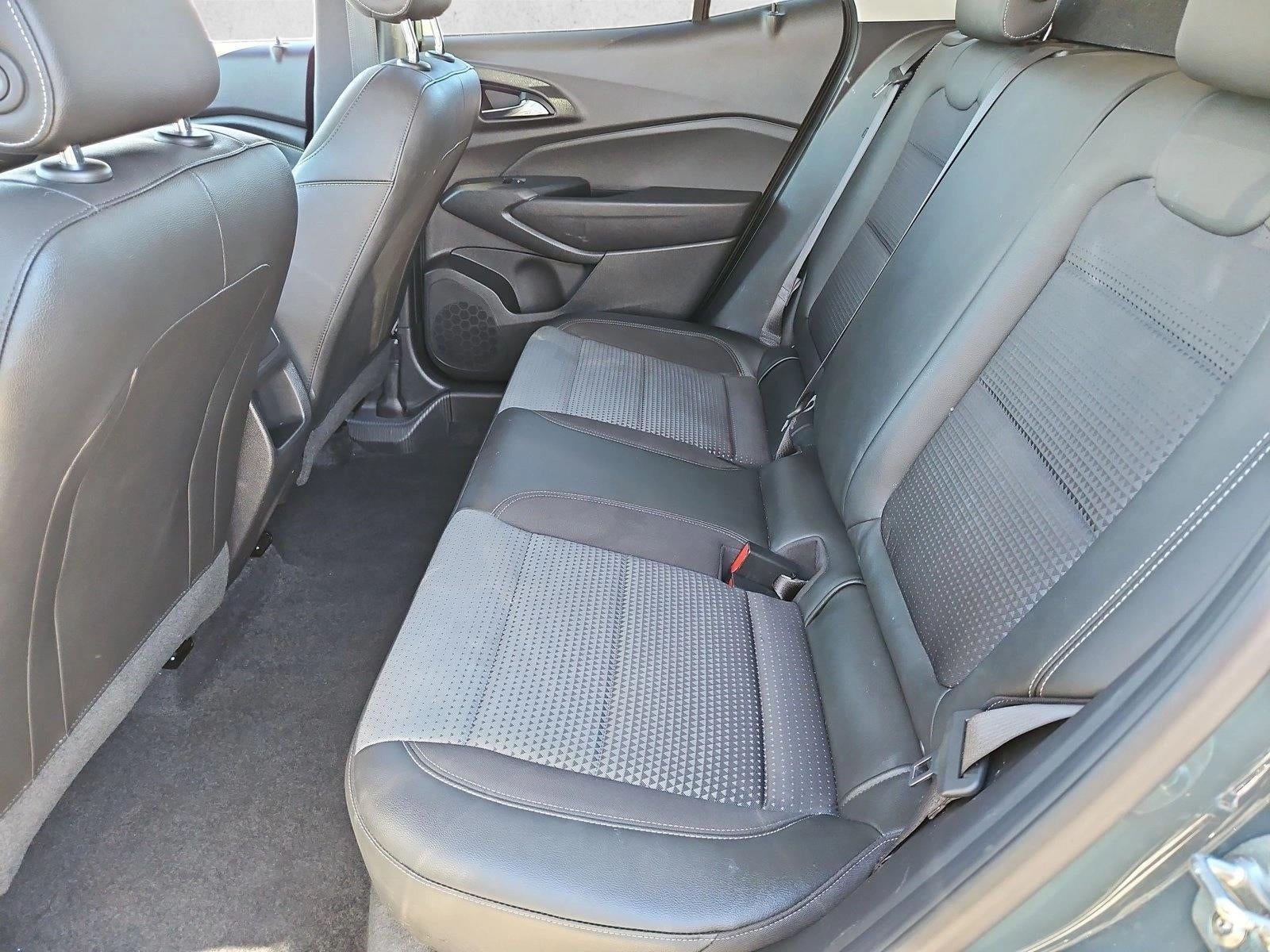 2025 Chevrolet Trax FWD 4dr LT