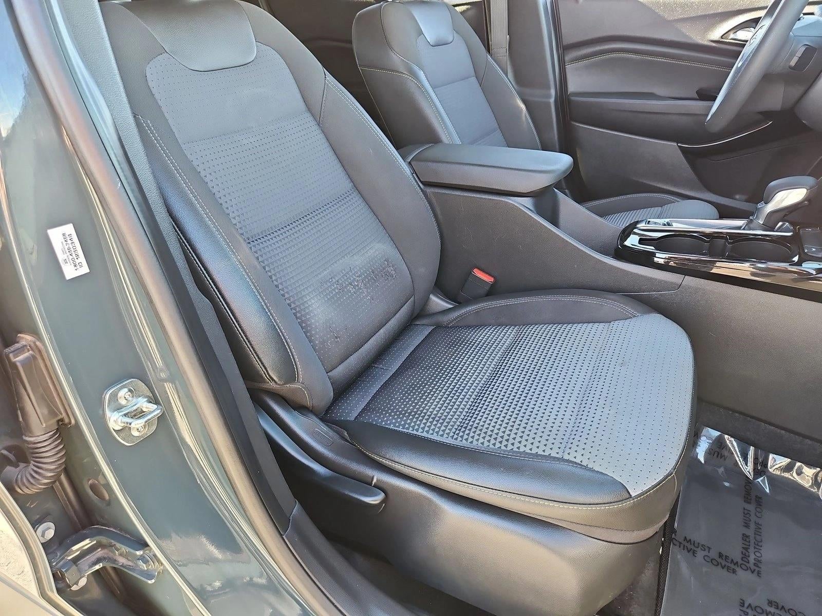 2025 Chevrolet Trax FWD 4dr LT