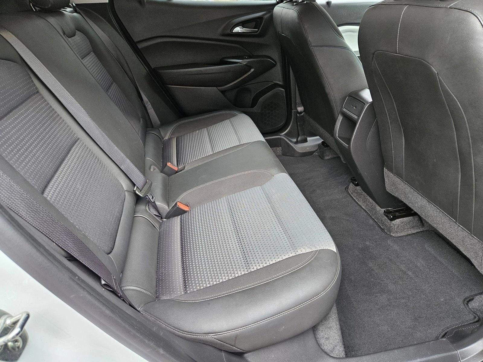 2025 Chevrolet Trax FWD 4dr LT